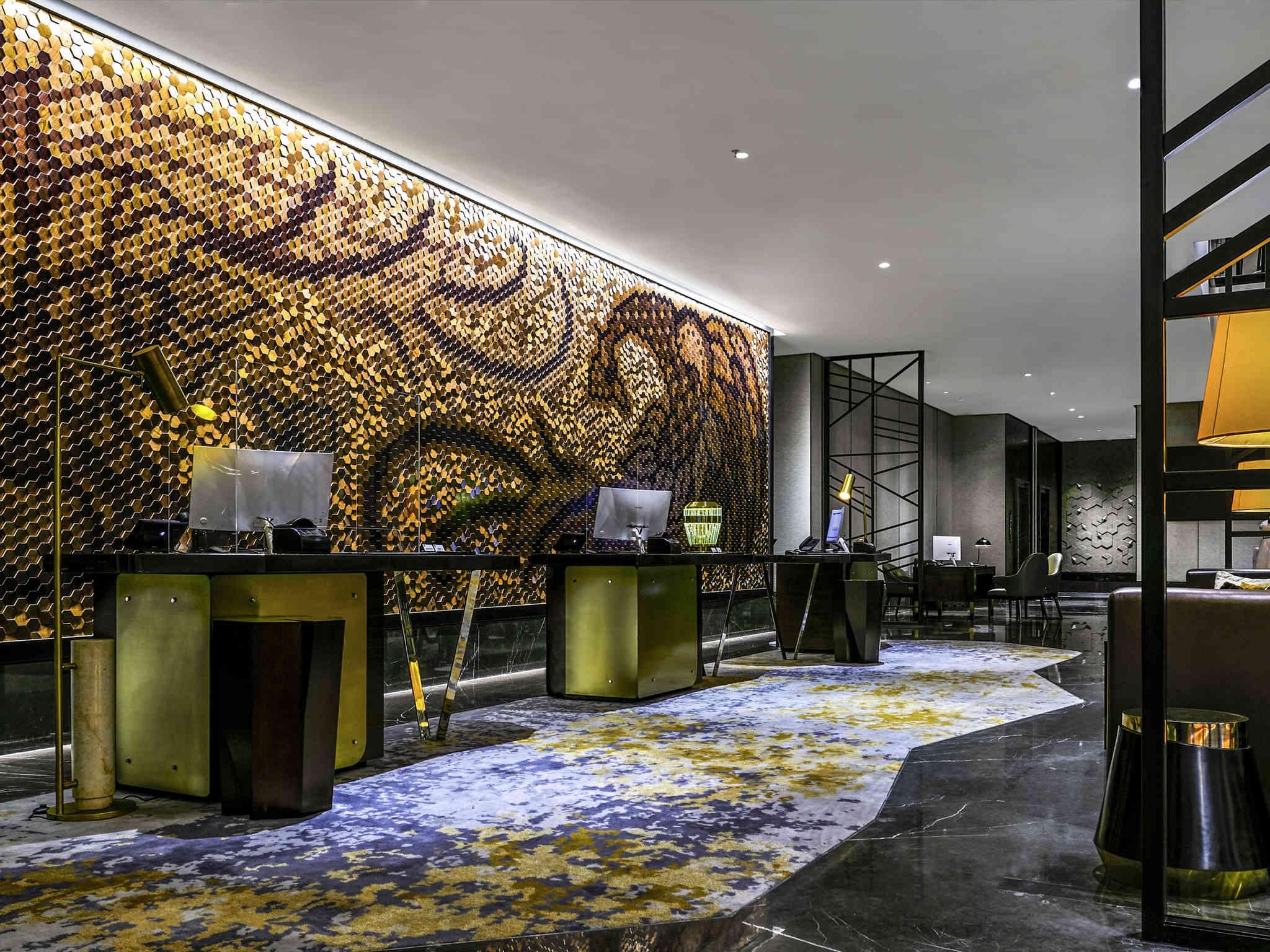 Pullman Bandung Grand Central Екстер'єр фото