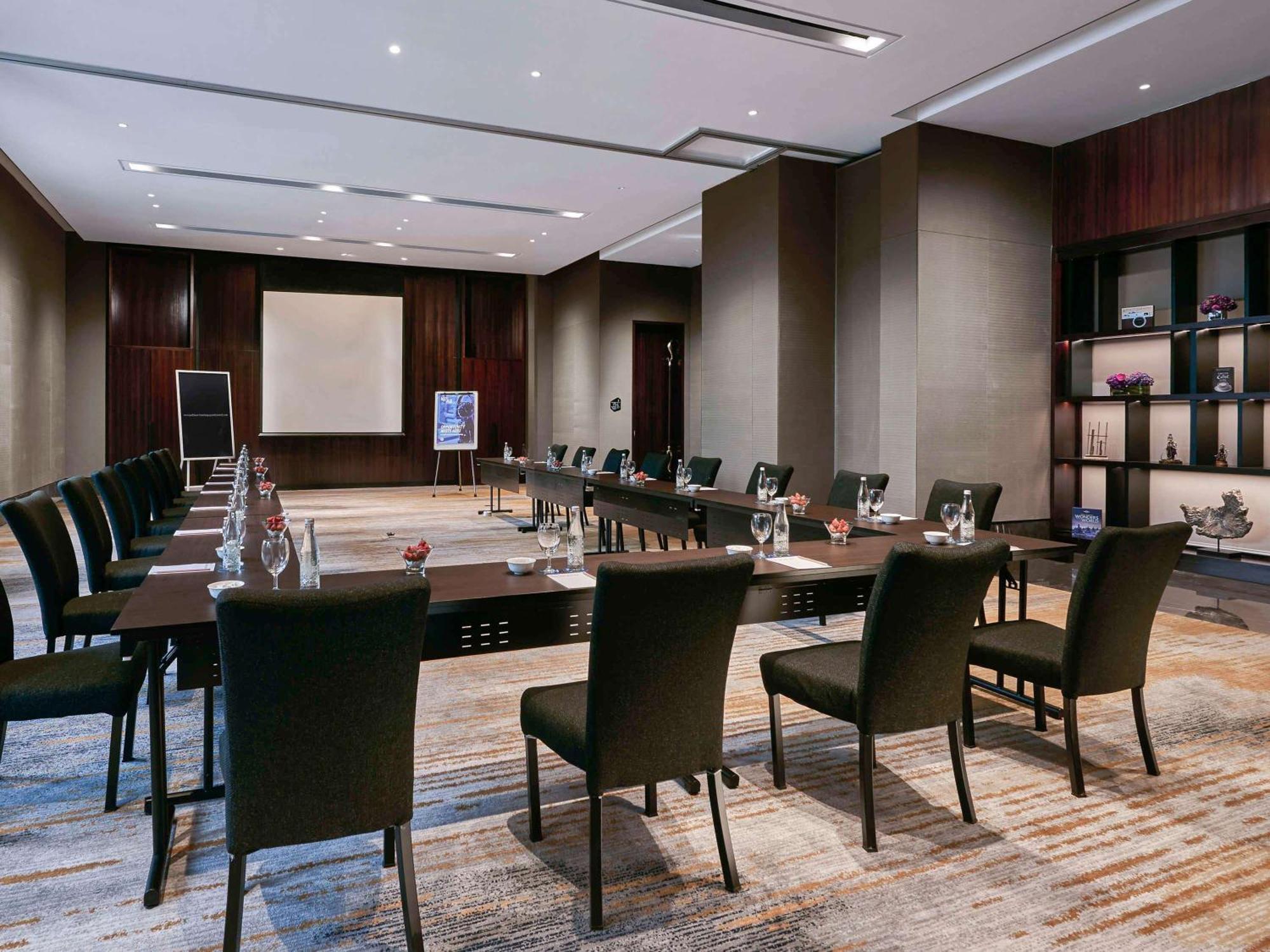 Pullman Bandung Grand Central Екстер'єр фото